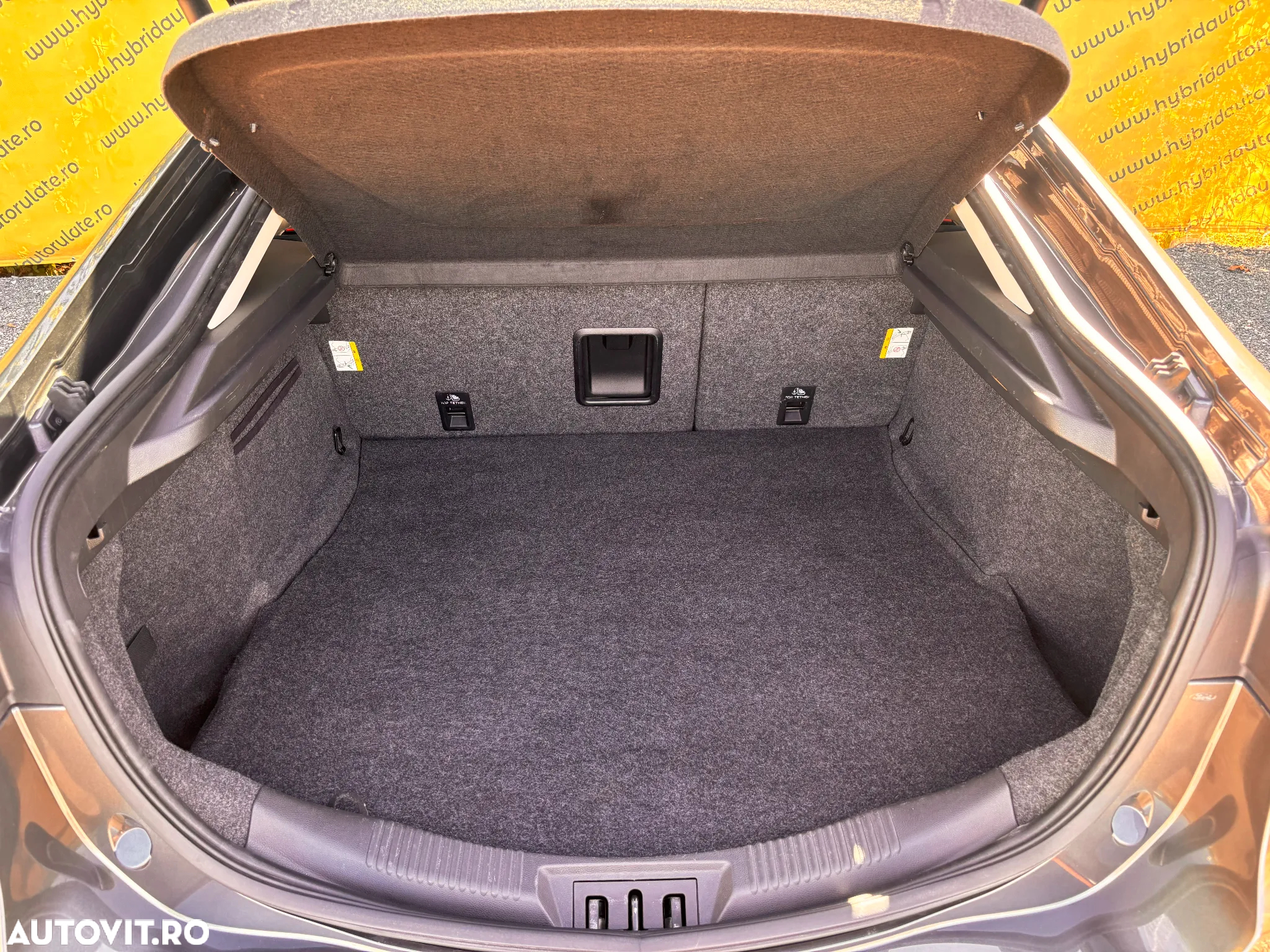 Ford Mondeo 2.0 TDCi Powershift Titanium - 33
