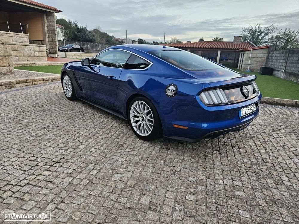 Ford Mustang 2.3 Eco Boost - 4