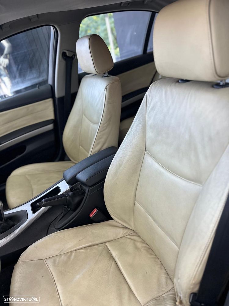 BMW 320 d - 6