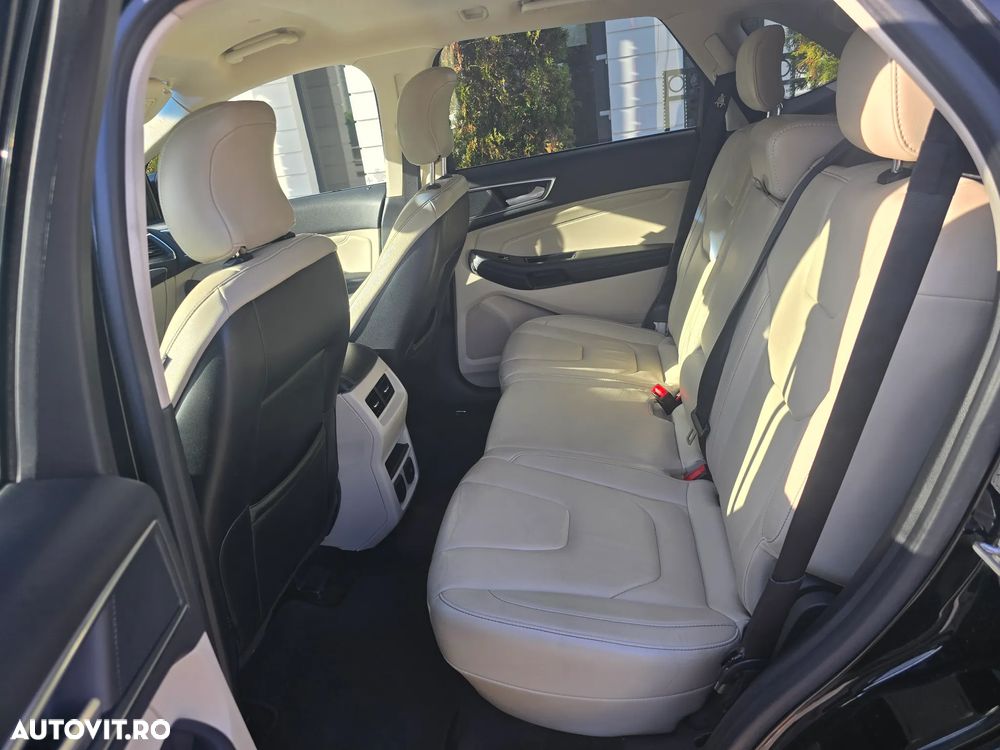 Ford Edge 2.0 TDCi Powershift Titanium - 16