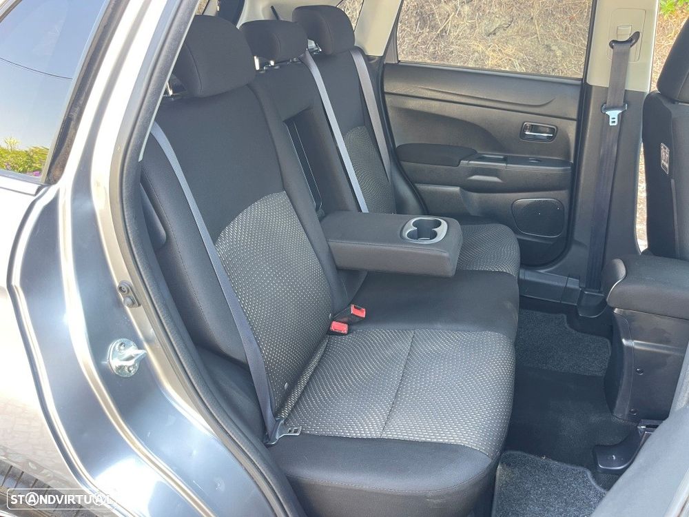 Mitsubishi ASX 1.8 DI-D Intense - 41