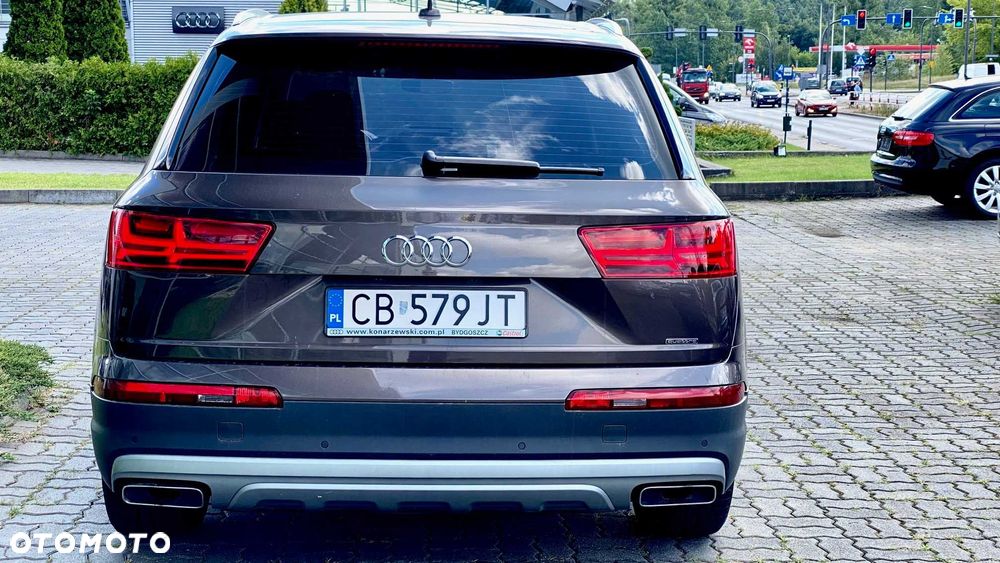 Audi Q7 - 6