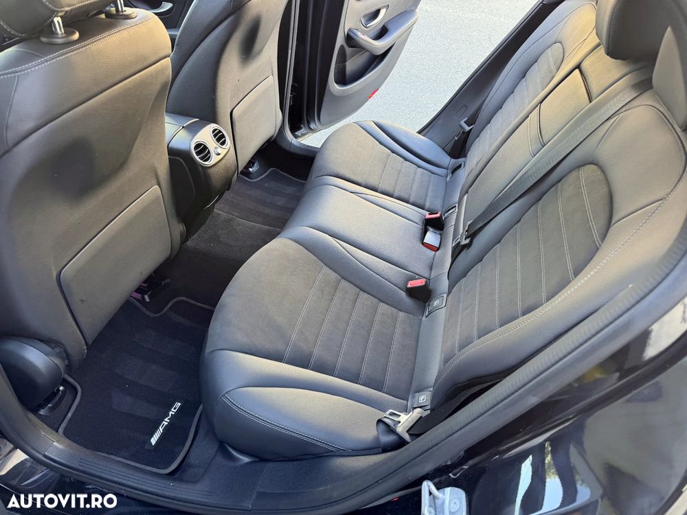 Mercedes-Benz GLC Coupe 300 e 4Matic 9G-TRONIC AMG Line Plus - 14