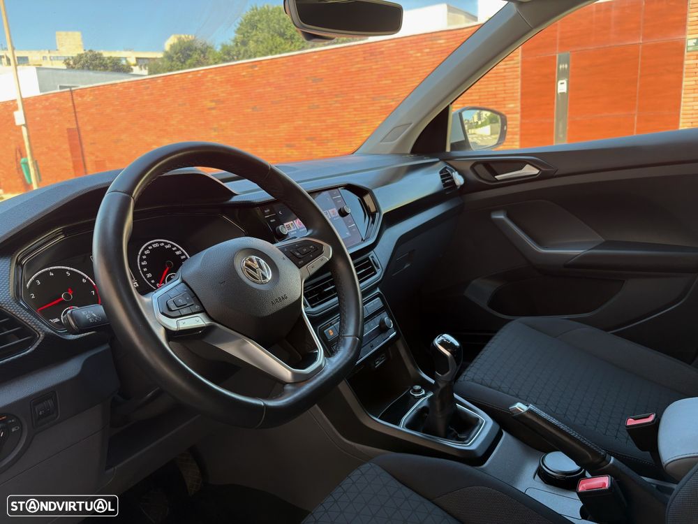 VW T-Cross 1.0 TSI Life - 32