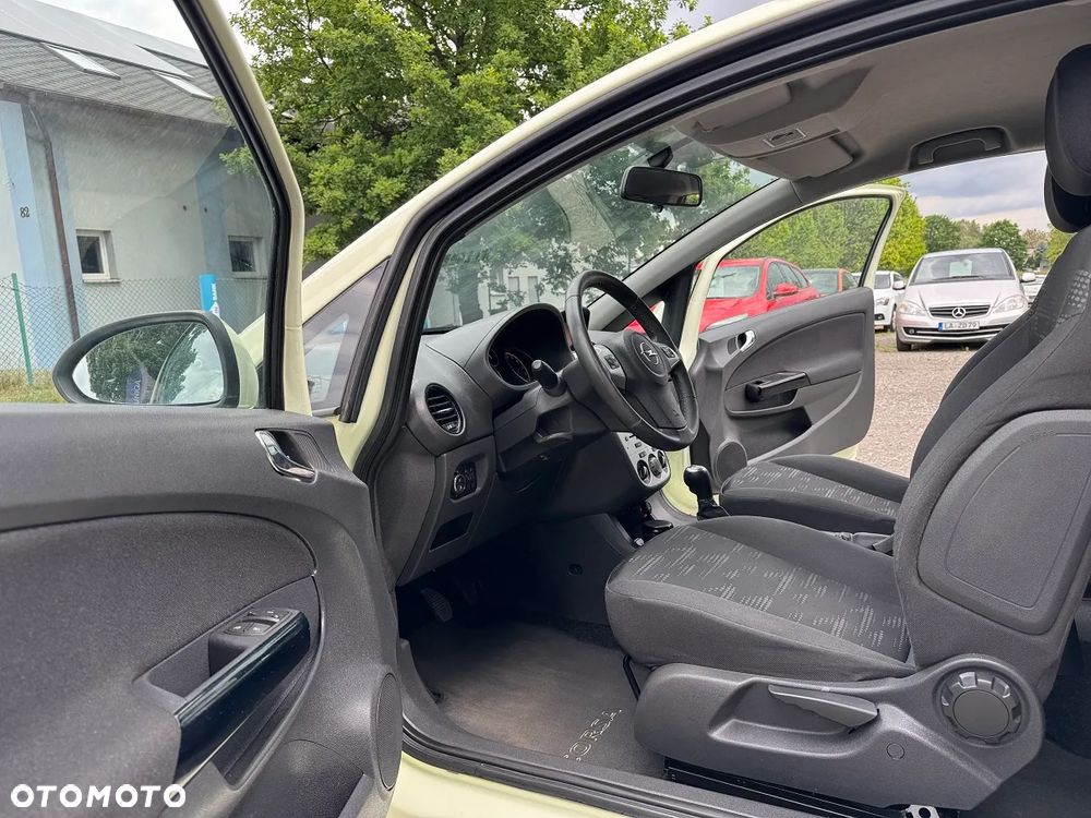 Opel Corsa - 19