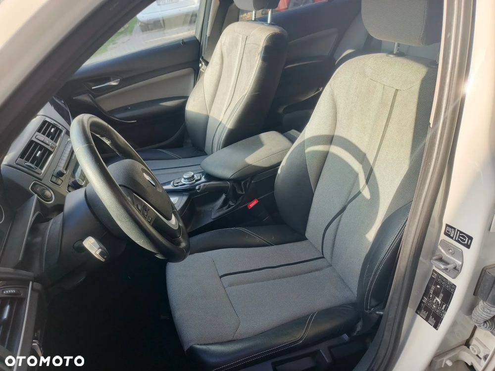 BMW Seria 1 116d Sport Line - 18