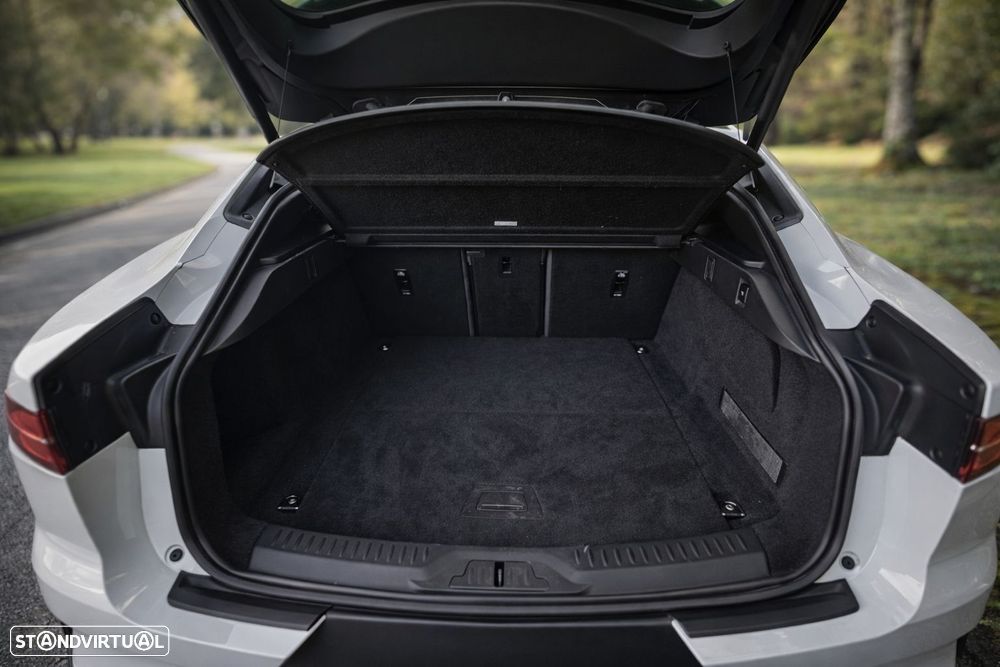 Jaguar I-Pace - 34