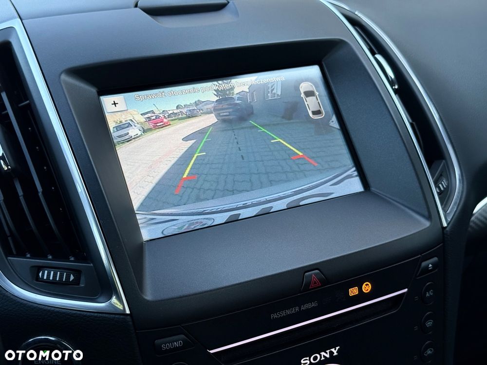 Ford S-Max - 32
