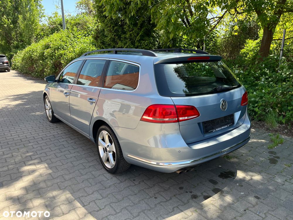 Volkswagen Passat Variant 2.0 Blue TDI DSG SCR Comfortline - 5
