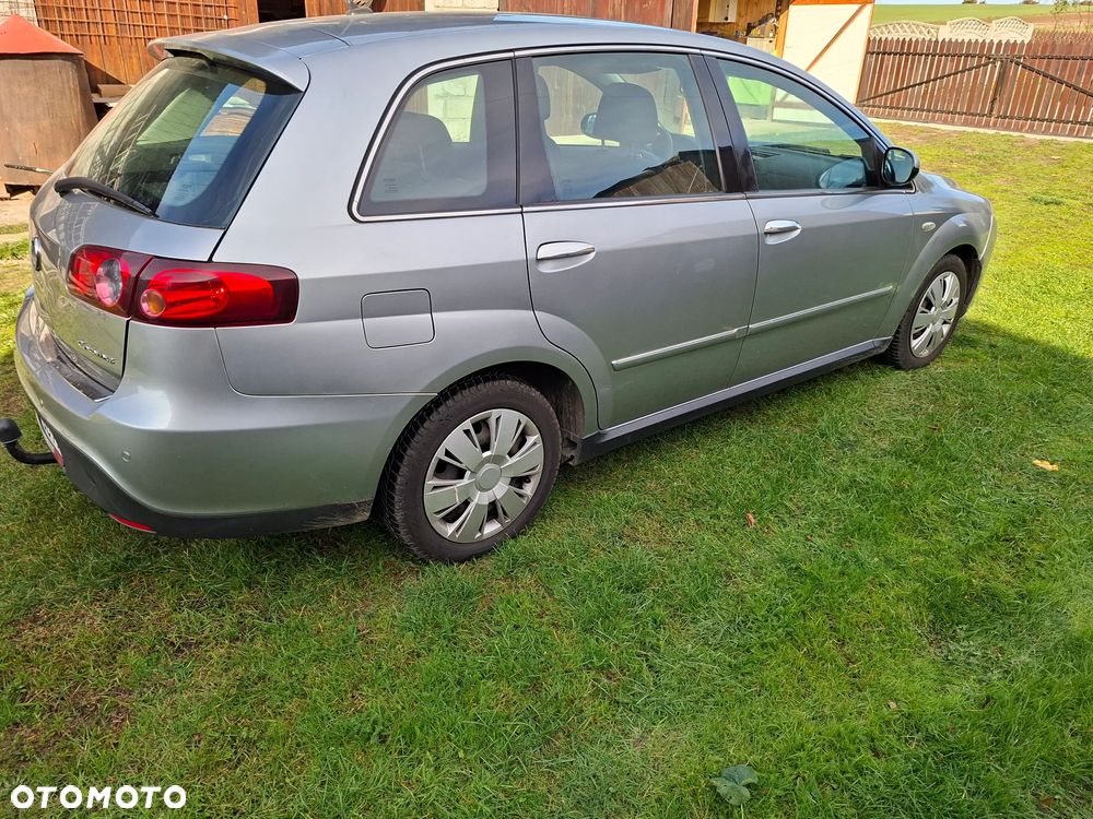 Fiat Croma 1.9 JTD Active - 10