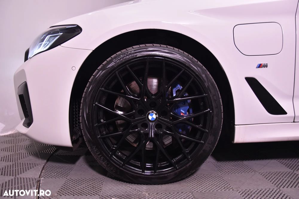 BMW Seria 5 545e xDrive Aut. M Sport Edition - 13