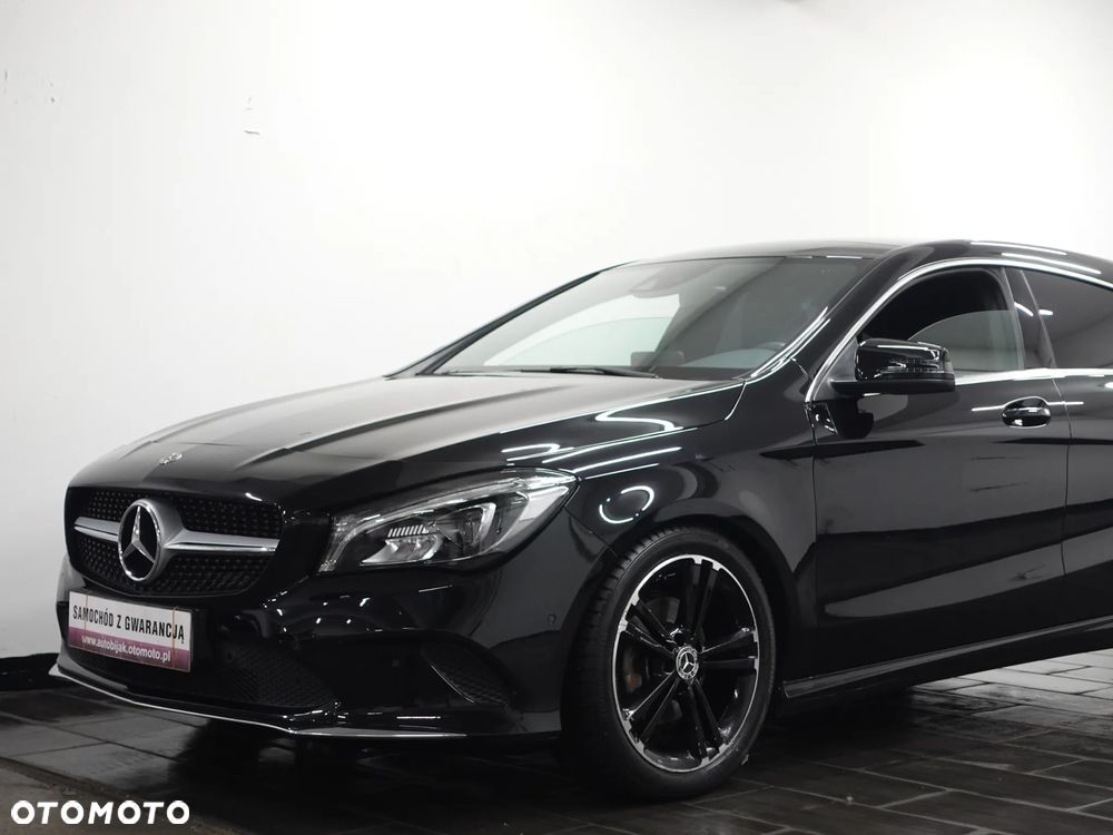 Mercedes-Benz CLA 180 7G-DCT - 15