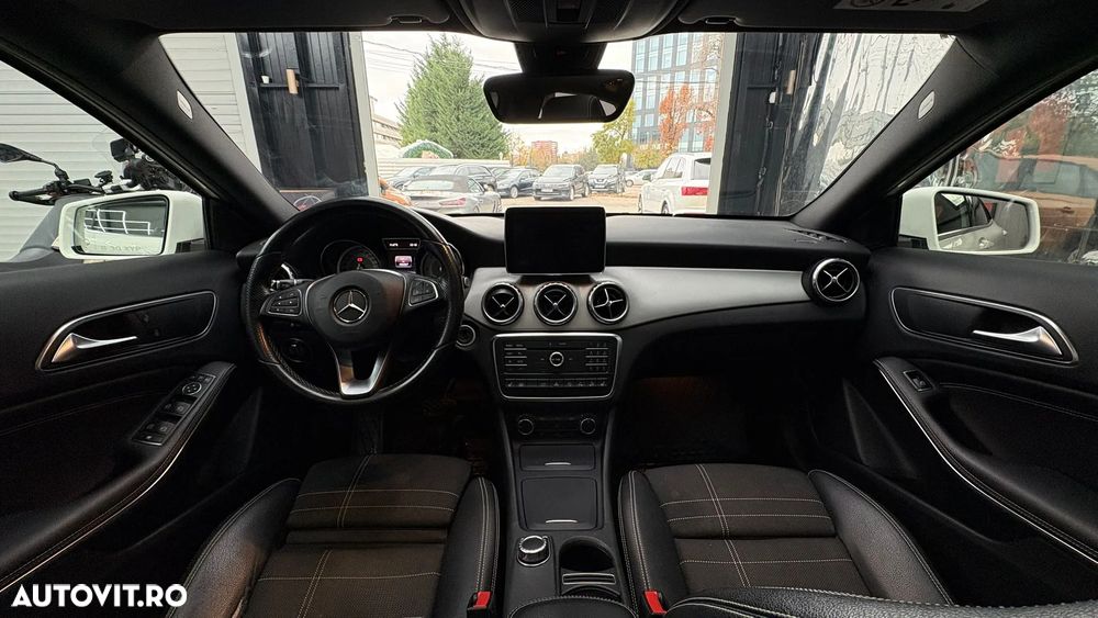Mercedes-Benz GLA 200 d 4MATIC Aut. - 17