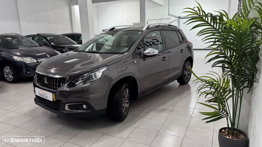 Peugeot 2008 1.2 PureTech Style - 2