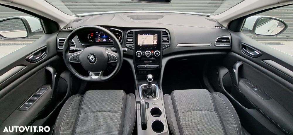 Renault Megane BLUE dCi Limited - 10