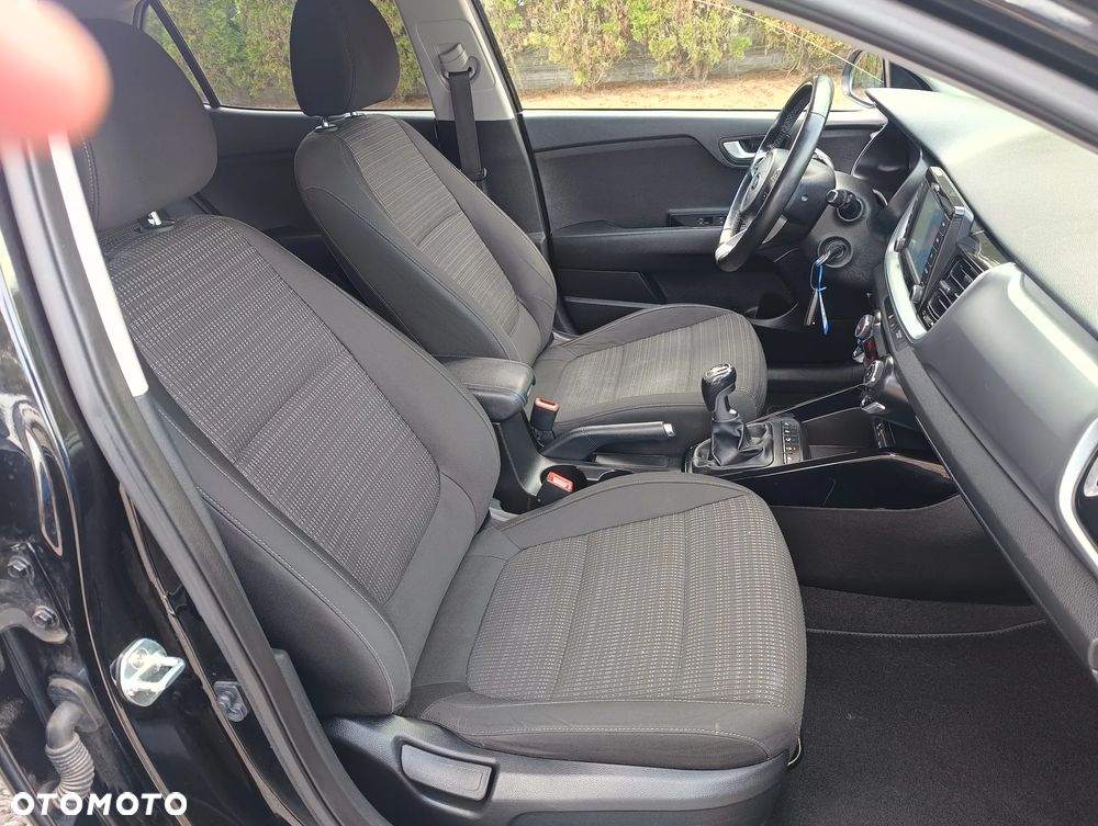 Kia Stonic 1.4 M - 16