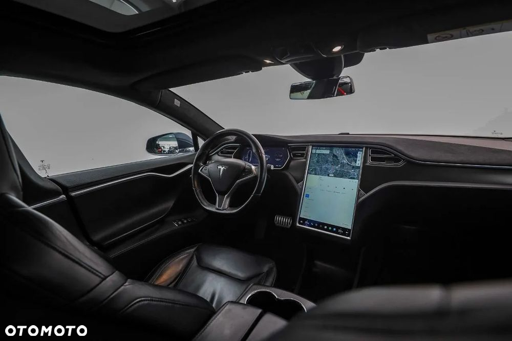 Tesla Model S D Performance - 17