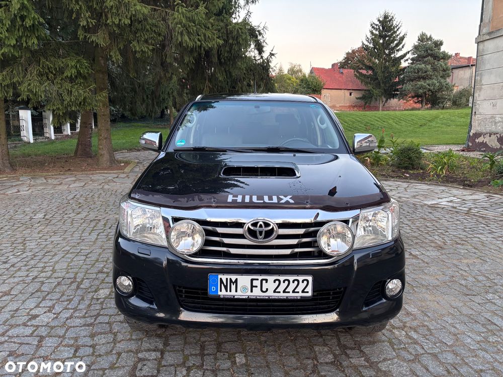 Toyota Hilux 3.0 D-4D SR5-X - 3