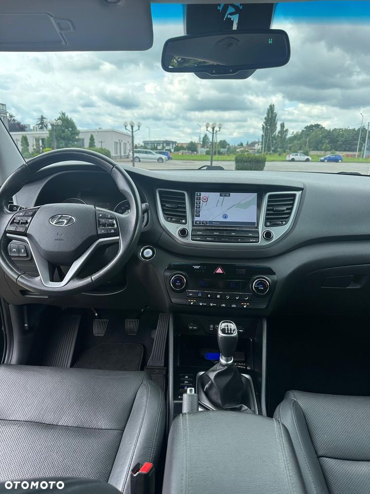 Hyundai Tucson - 32