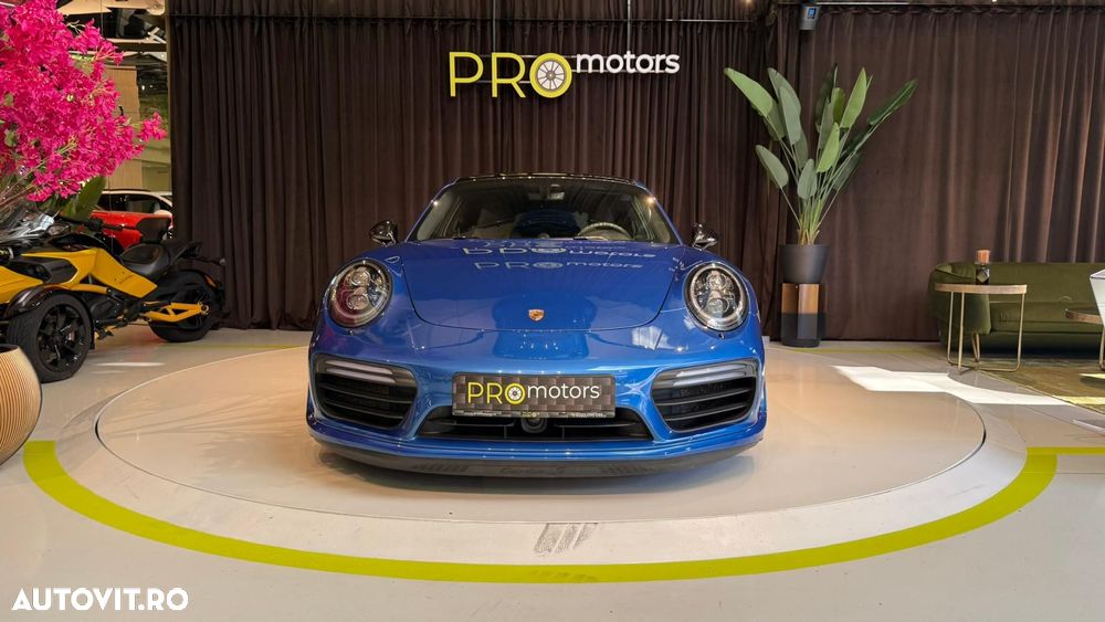 Porsche 911-TURBO-S - 12