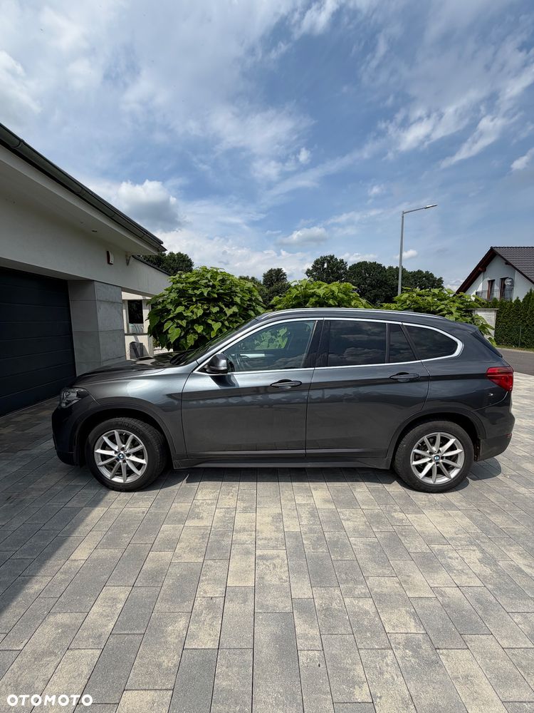 BMW X1 xDrive18d - 4