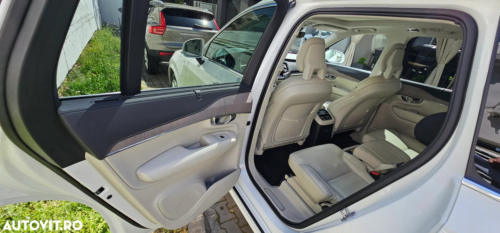Volvo XC 90 Recharge T8 eAWD Inscription - 9
