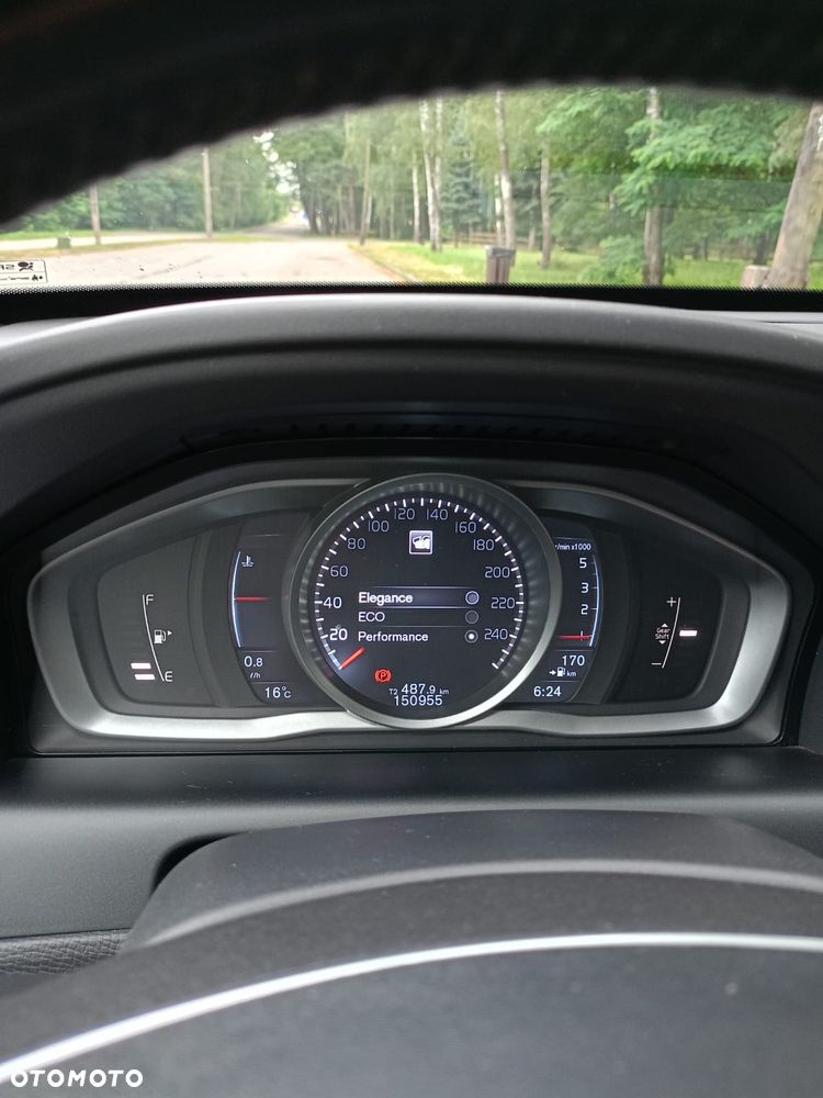 Volvo XC 60 D4 Drive-E Ocean Race - 12