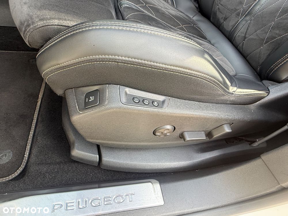 Peugeot 3008 BlueHDi 180 Stop & Start EAT6 GT - 14
