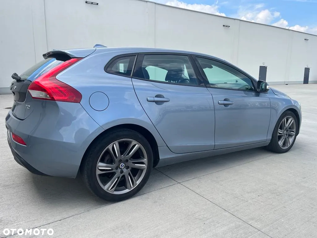 Volvo V40 T2 - 5