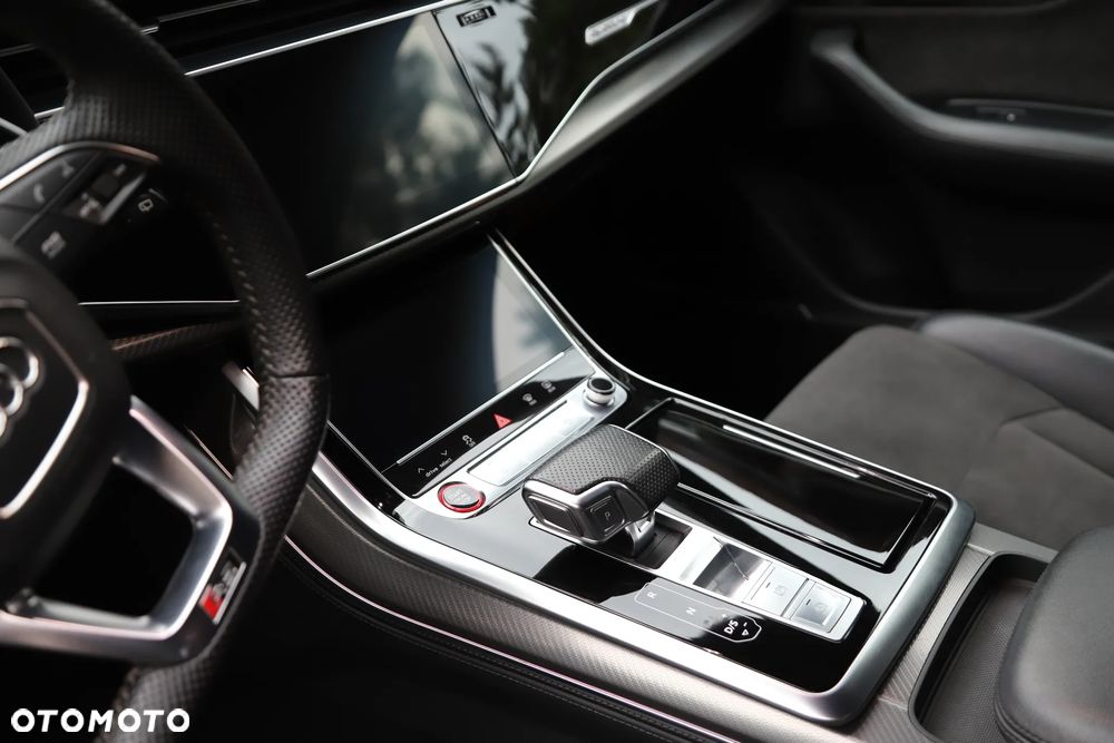Audi RS Q8 - 14