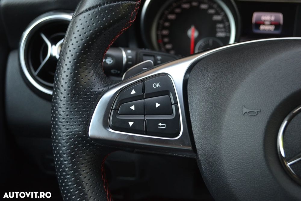 Mercedes-Benz GLA 200 7G-DCT AMG Line - 19