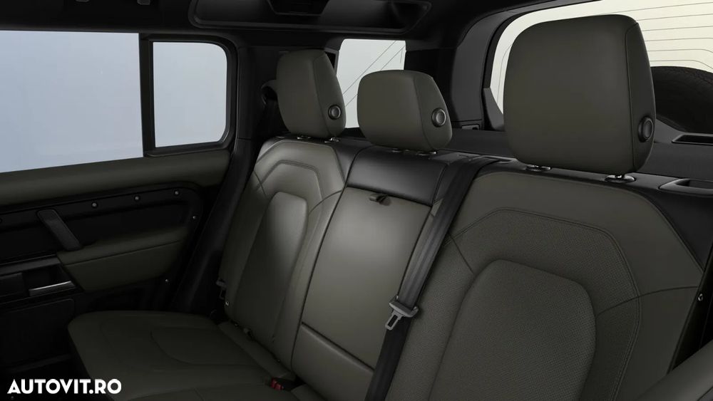 Land Rover Defender 110 3.0D 250 MHEV Hard Top X-Dynamic SE - 7