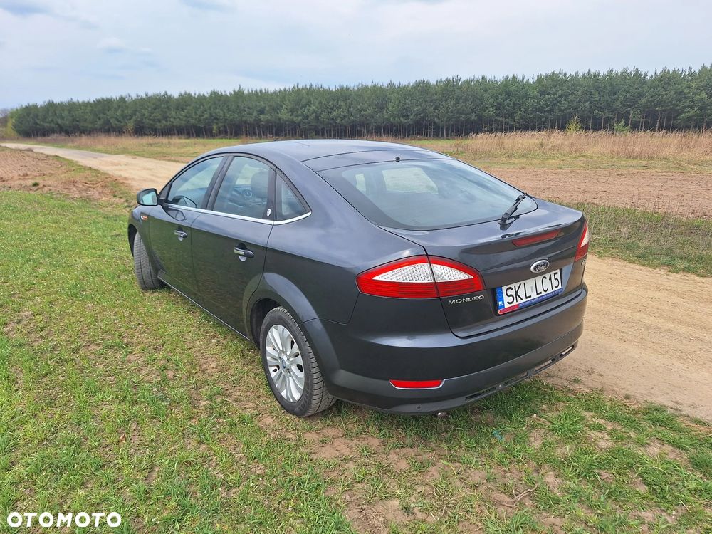 Ford Mondeo 2.0 TDCi Ghia - 6