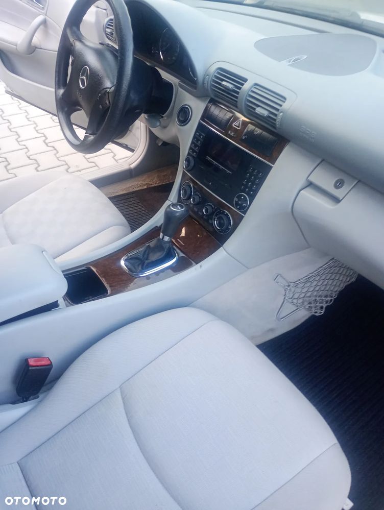 Mercedes-Benz Klasa C - 14