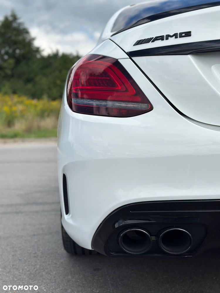 Mercedes-Benz Klasa C AMG 43 4Matic AMG TCT 9G - 33
