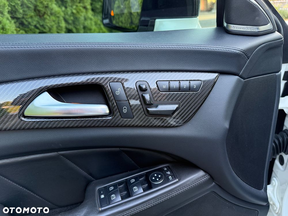 Mercedes-Benz CLS - 16