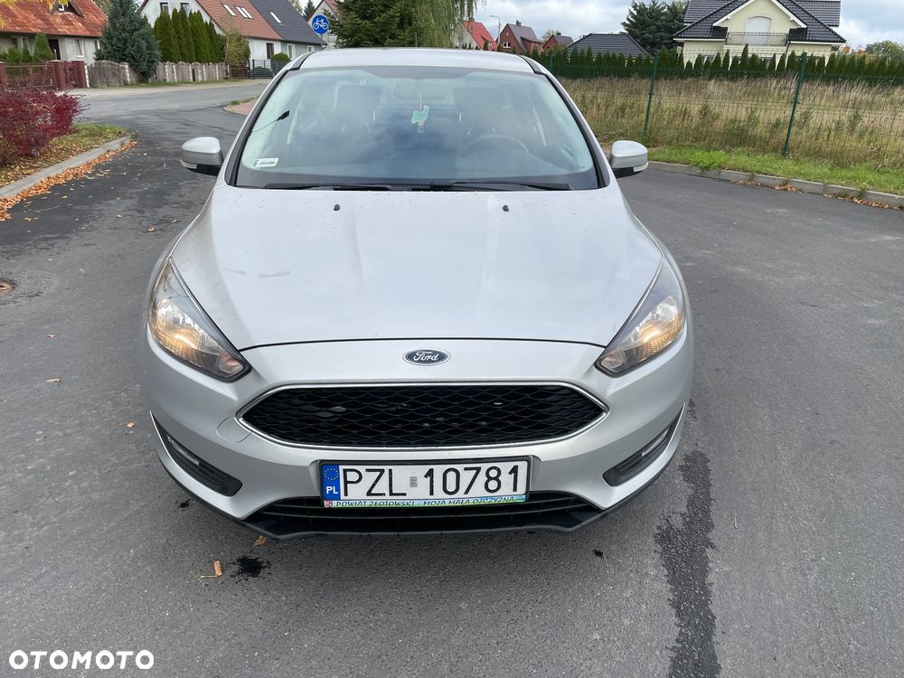 Ford Focus 1.6 Trend - 9