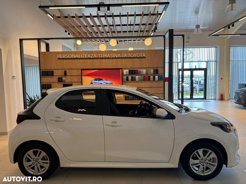 Toyota Yaris - 4
