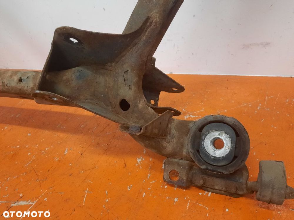 AUDI A4 B6 00-05 SEDAN SANKI BELKA ZAWIESZENIA TYŁ  ALT - 5