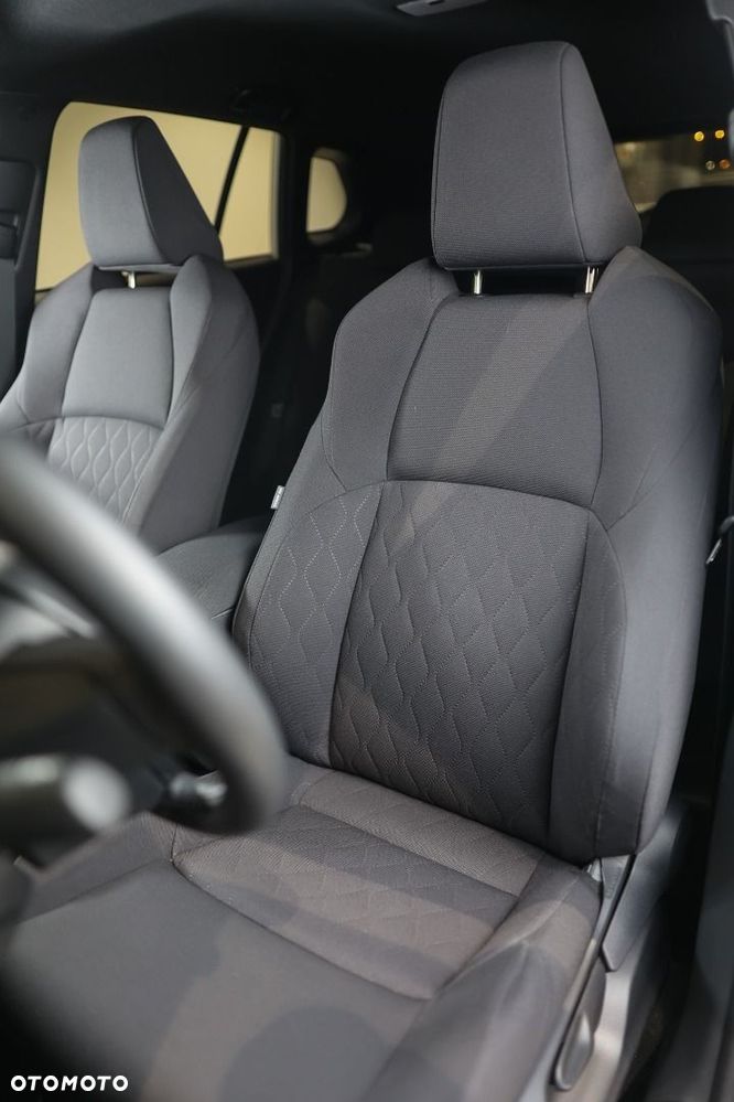 Toyota Corolla Cross - 8