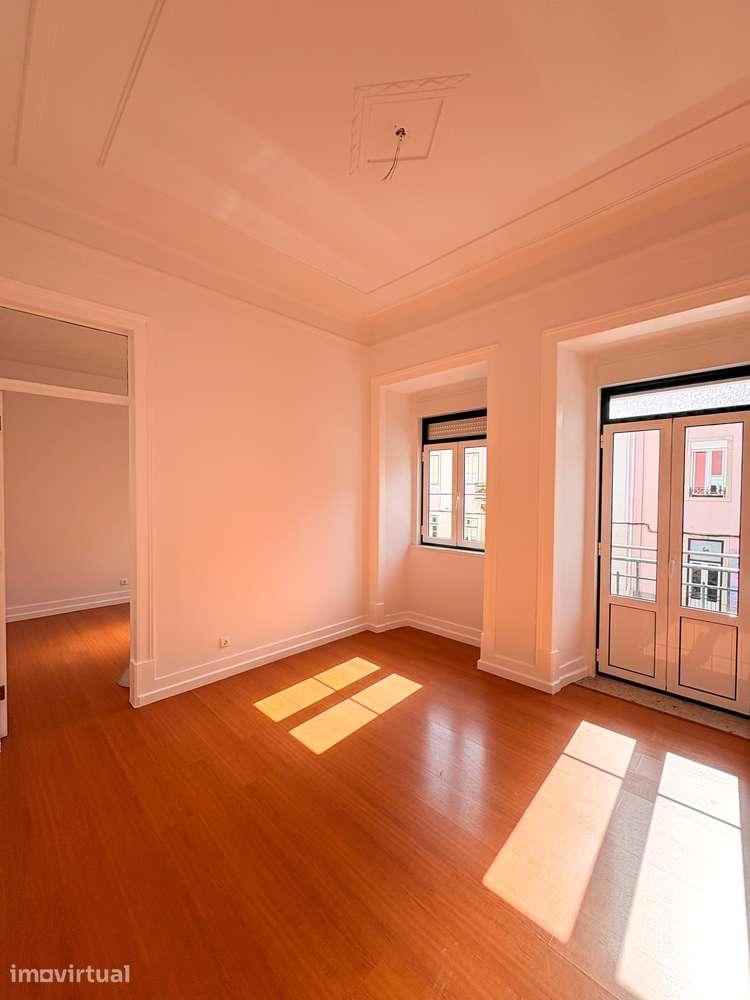 Apartamento T3 em Campo de Ourique - Arrendamento - Grande imagem: 4/14