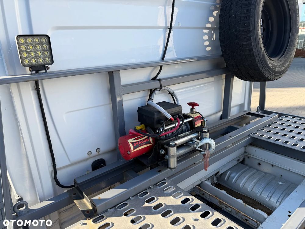 Volkswagen Crafter - 10