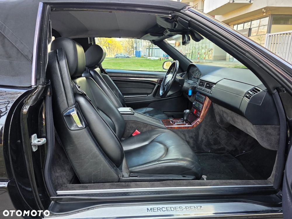Mercedes-Benz SL - 29