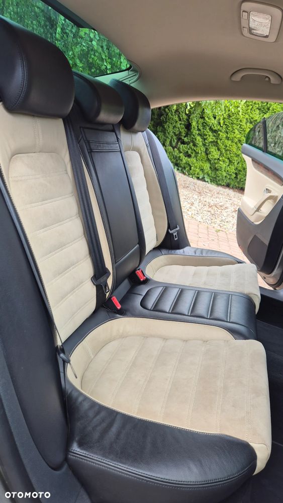 Volkswagen Passat CC - 16