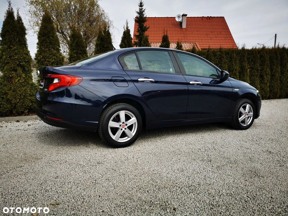 Fiat Tipo 1.4 16V Lounge EU6d - 10