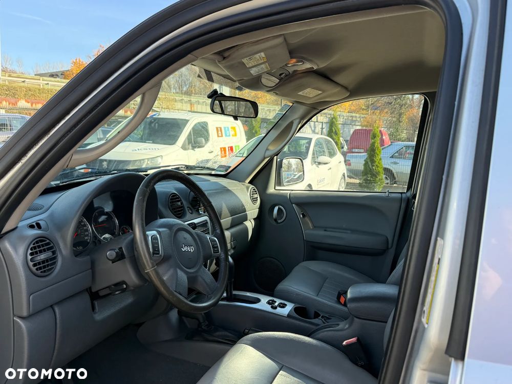 Jeep Cherokee 2.8 CRD Automatik Limited - 7