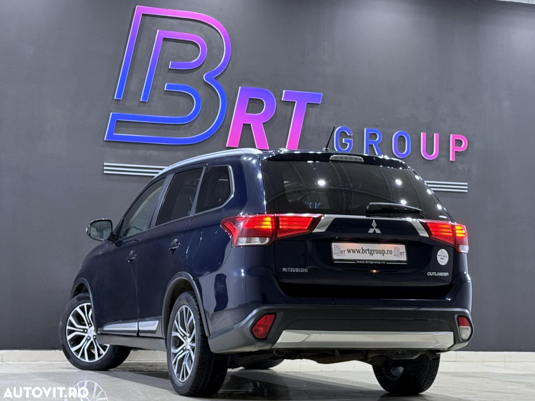 Mitsubishi Outlander - 4