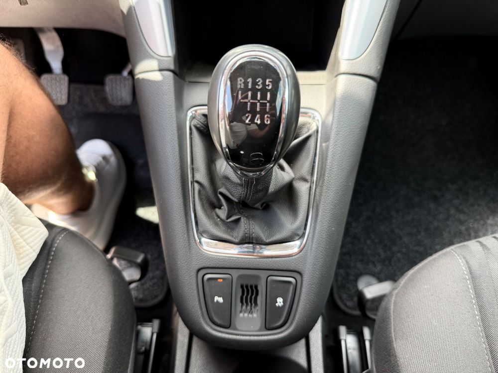 Opel Zafira 1.4 Turbo (ecoFLEX) Start/Stop Edition - 19
