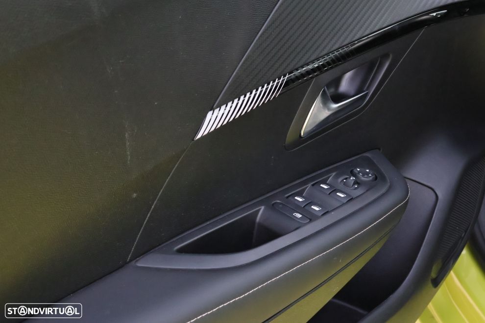 Peugeot e-208 50 kWh SE Style - 18
