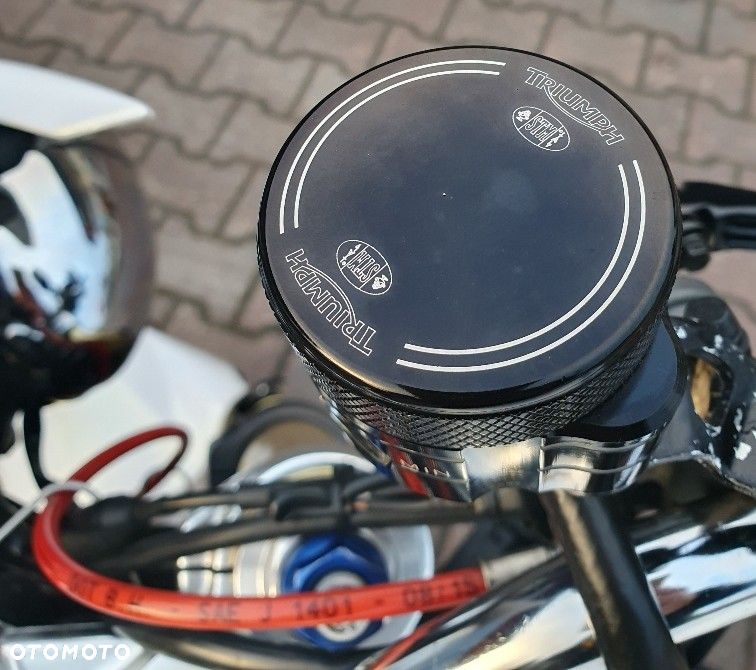 Triumph Speed Triple - 17